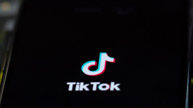 "TikTok" by Solen Feyissa is licensed under CC BY-SA 2.0