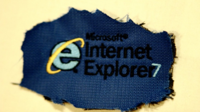 "Microsoft Internet Explorer 7" by Kris Krug is licensed under CC BY-SA 2.0